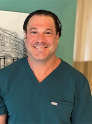 Long Island City dentist Evan Lynn, DDS