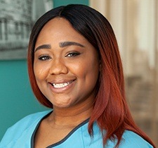 Dental assistant Trezure Hodge